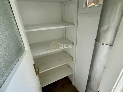 Sale, three bedroom apartment, 70m², Dom zdravlja, Niš - image 7