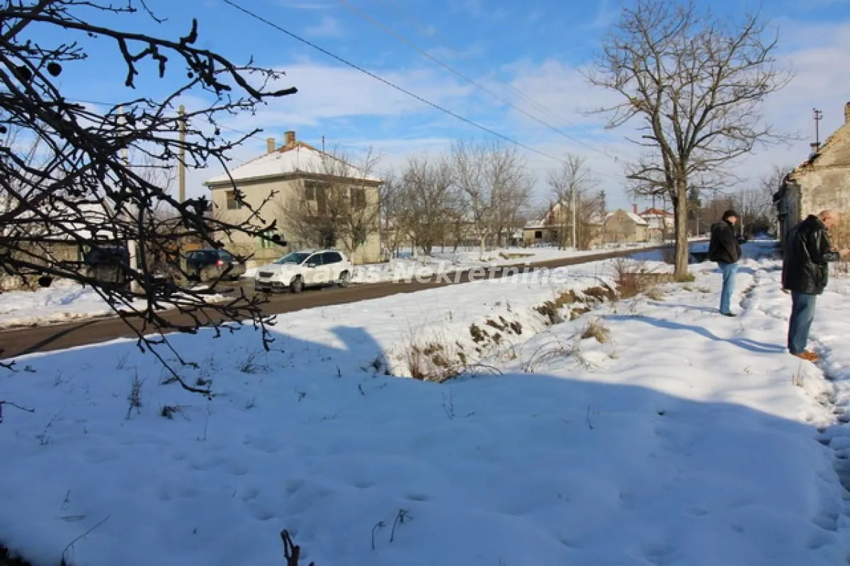 Prodaja, kuća, 199m², Stepanovićevo, Novi Sad Sve Podlokacije