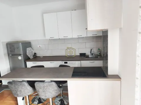 Izdavanje, trosoban stan, 68m², Zabjelo, Podgorica - image 9