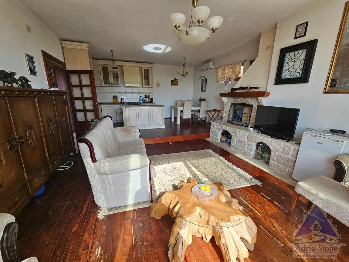 Prodaja, kuća, 162m², Zagora, Kotor