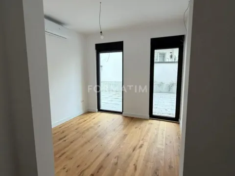 Izdavanje, poslovni prostor, 91m², Lekino Brdo, Voždovac Sve Podlokacije - image 7