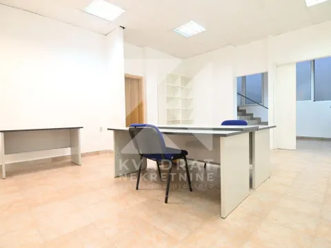 Rent, office space, 119m², Kruševac, Podgorica - image 10