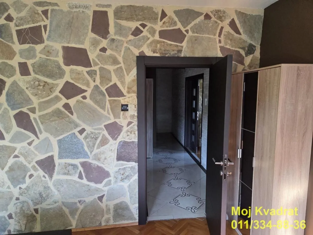 Prodaja, trosoban stan, 80m², Savski Venac, Beograd