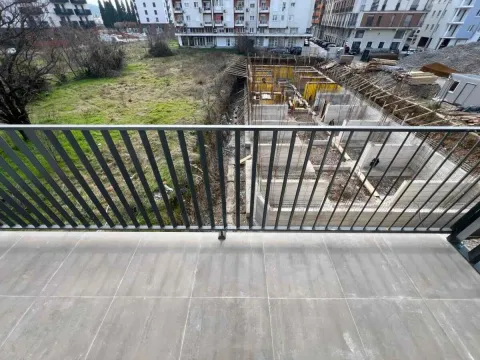 Prodaja, jednosoban stan, 42m², Kruševac, Podgorica - image 7