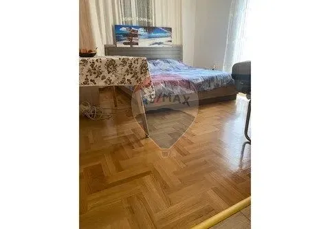 Izdavanje, garsonjera, 29m², Budva, Crna Gora