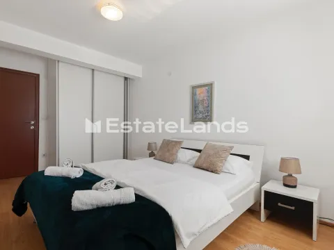 Rent, two bedroom apartment, 80m², Centar, Tivat - image 10