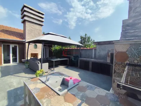 Prodaja, kuća, 51m², Mali Radanovac, Subotica - image 4