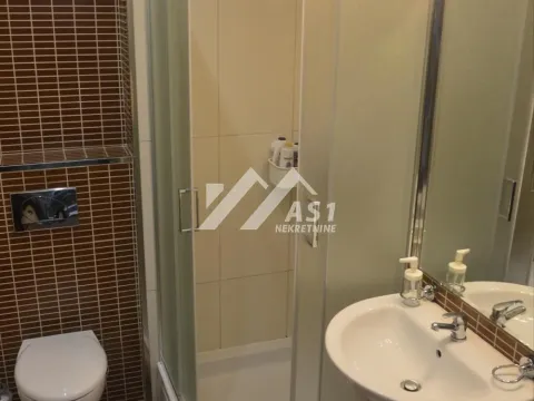 Izdavanje, jednosoban stan, 35m², Bulevar Oslobodjenja, Novi Sad Sve Podlokacije - image 8