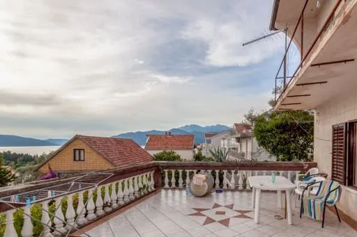 Sale, house, 136m², Tivat, Crna Gora