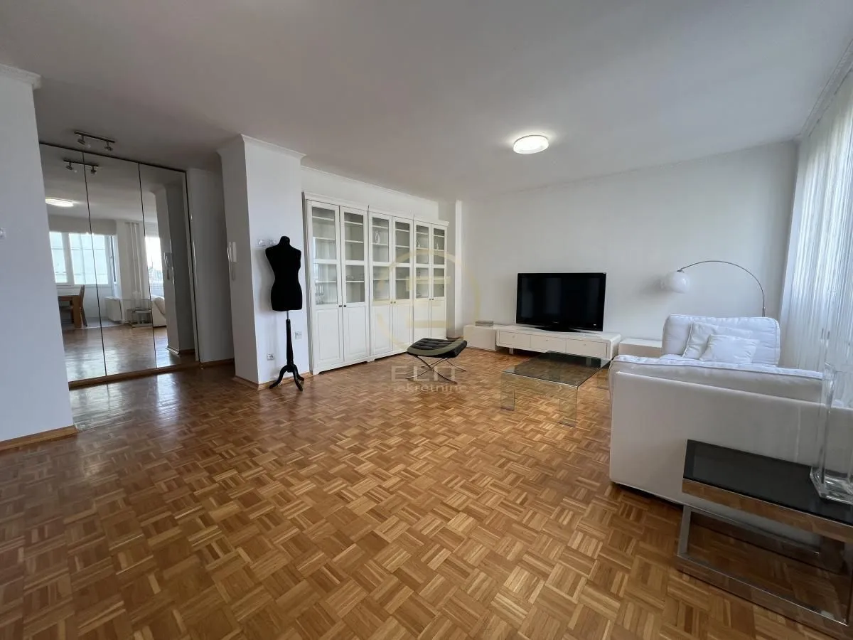 Prodaja, jednosoban stan, 60m², Bulevar Oslobodjenja, Novi Sad Sve Podlokacije