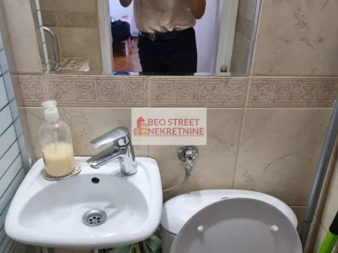 Izdavanje, jednosoban stan, 21m², Kalenić Pijaca, Vračar Sve Podlokacije - image 3