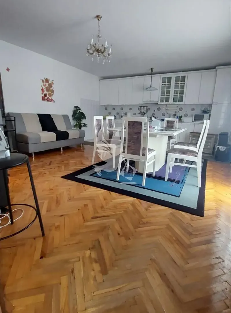Sale, house, 800m², Mladenovac, Beograd
