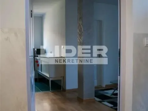 Prodaja, kuća, 198m², Ledine, Beograd - image 10