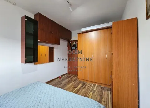 Izdavanje, jednosoban stan, 50m², Centar, Bar - image 5