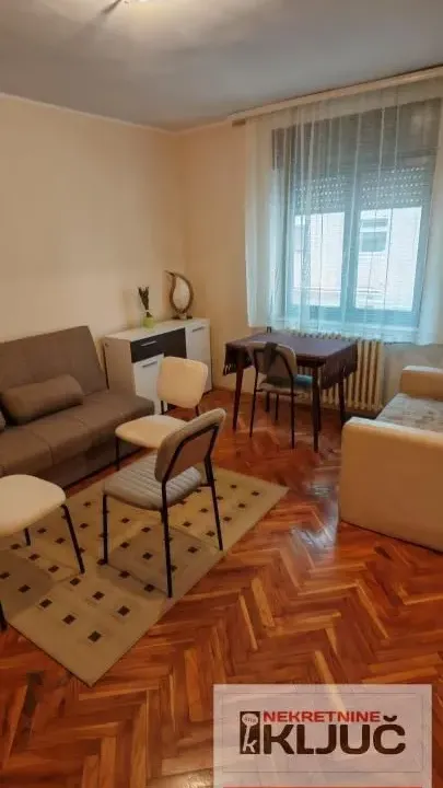 Rent, two bedroom apartment, 45m², Bulevar Oslobodjenja, Novi Sad Sve Podlokacije