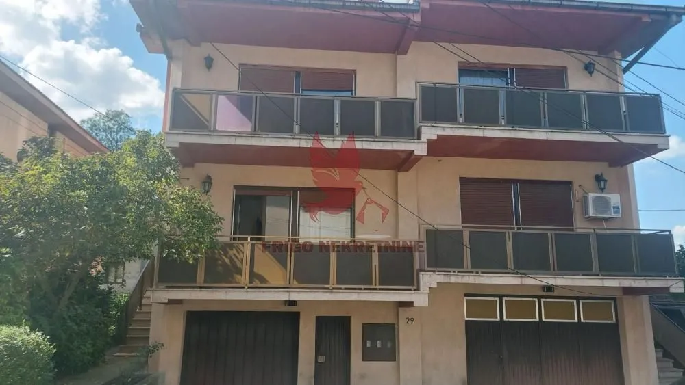Sale, house, 1000m², Selters Banja, Mladenovac