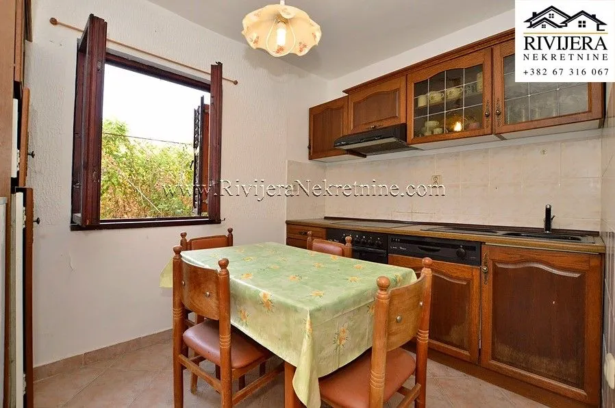 Prodaja, kuća, 118m², Igalo, Herceg Novi