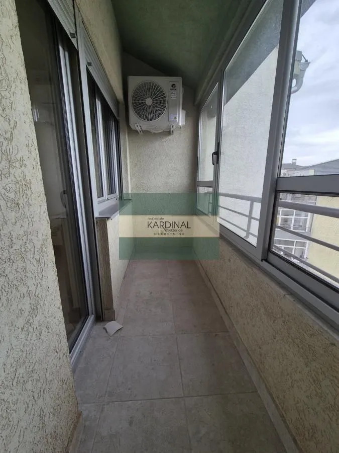 Prodaja, trosoban stan, 88m², Vašarište, Jagodina