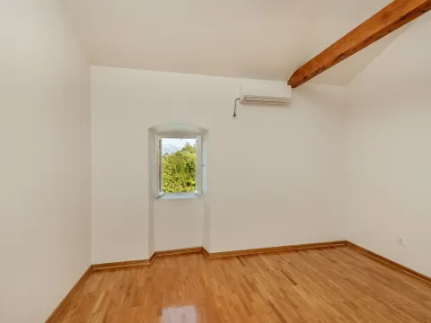 Sale, house, 176m², Kotor, Crna Gora - image 25