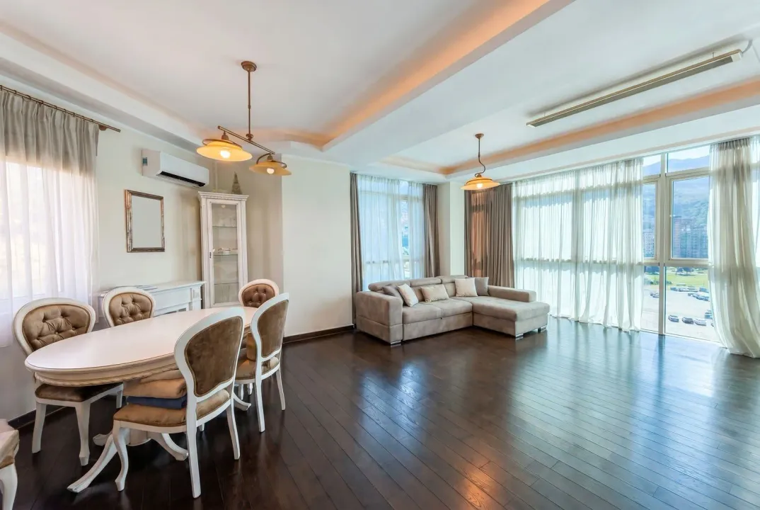Prodaja, dvosoban stan, 89m², Bečići, Budva