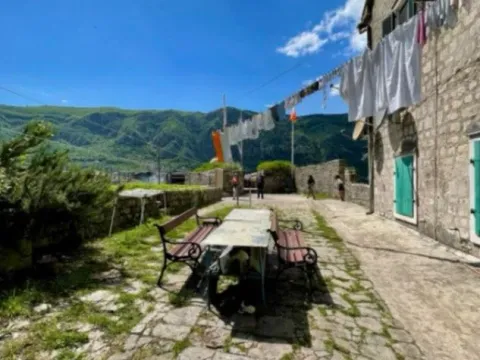 Izdavanje, jednosoban stan, 40m², Stari Grad Kotor, Kotor - image 6