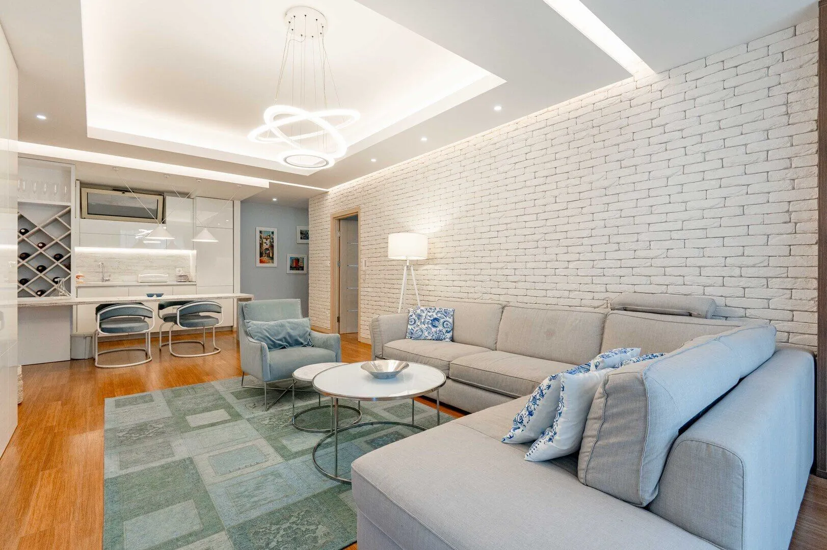 Prodaja, dvosoban stan, 90m², Rozino, Budva