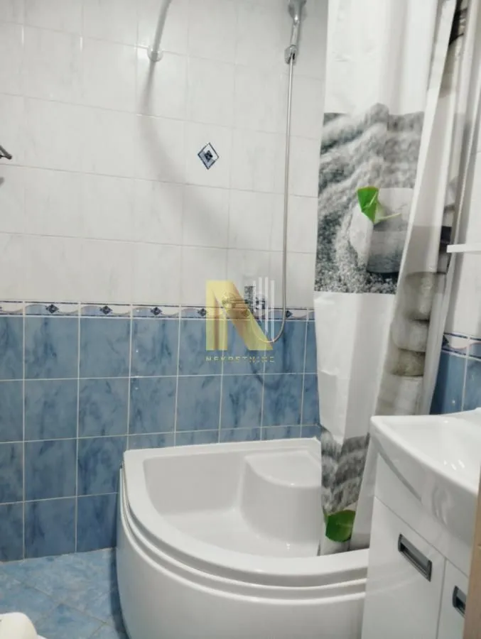 Izdavanje, dvosoban stan, 48m², Bulevar Evrope, Novi Sad Sve Podlokacije
