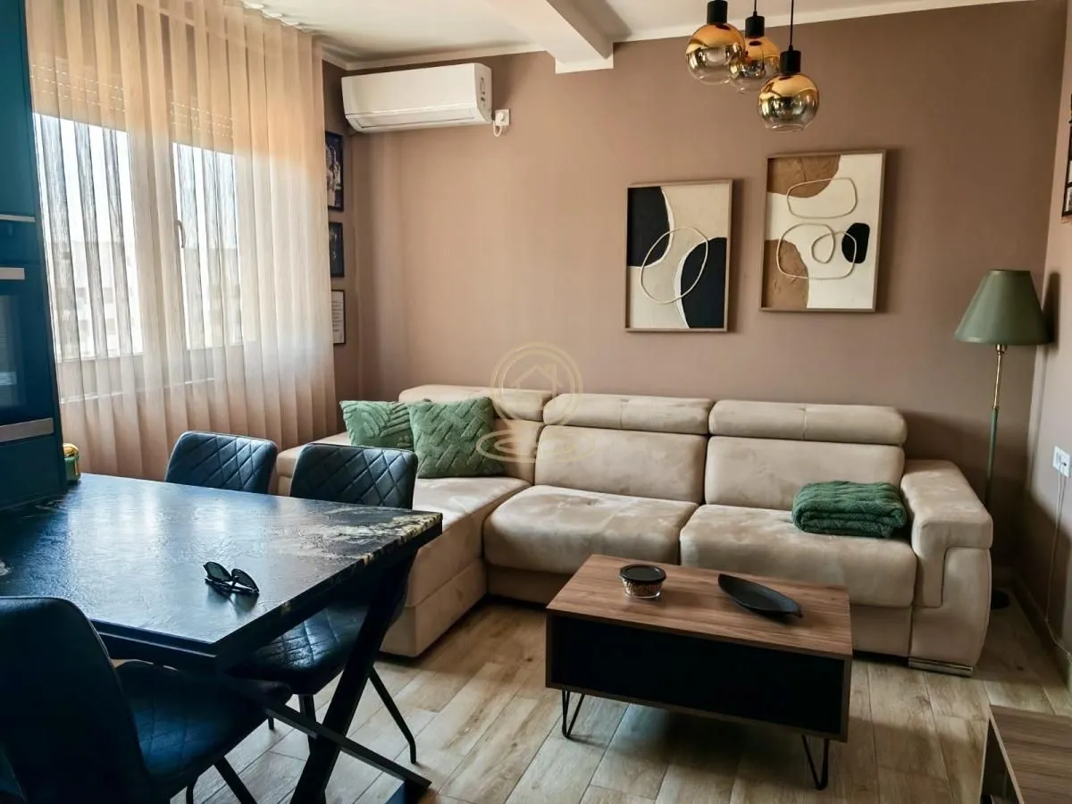 Prodaja, jednosoban stan, 40m², Pantelej, Niš