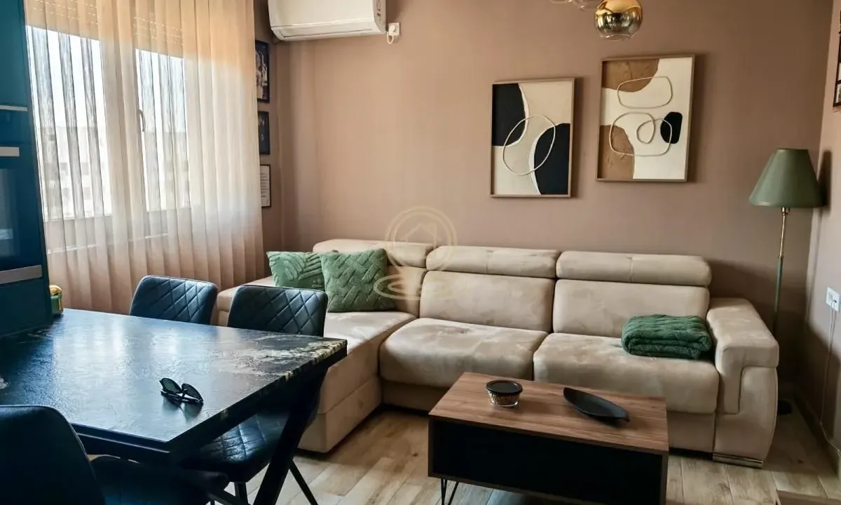 Prodaja, jednosoban stan, 40m², Pantelej, Niš