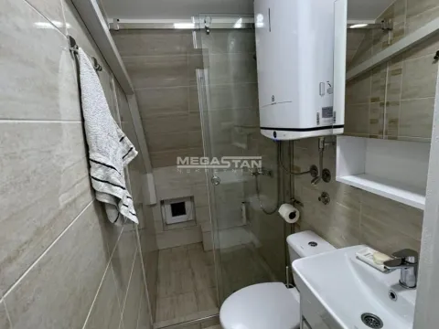 Izdavanje, trosoban stan, 55m², Cvetkova Pijaca, Zvezdara Sve Podlokacije - image 12