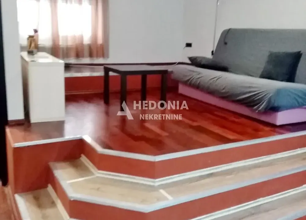 Izdavanje, stan, 31m², Vračar Hram, Vračar Sve Podlokacije