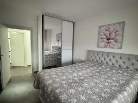 Prodaja, trosoban stan, 85m², Ruma, Srbija - image 12