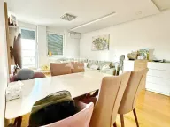 Prodaja, četvorosoban stan, 98m², Zemun Sve Podlokacije, Beograd - image 2