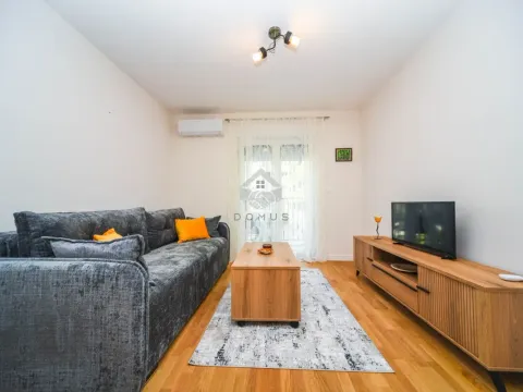 Izdavanje, jednosoban stan, 38m², Pobrežje, Podgorica - image 2