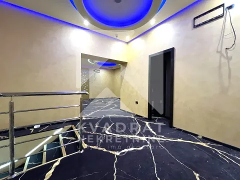 Izdavanje, poslovni prostor, 150m², Centar, Podgorica - image 9