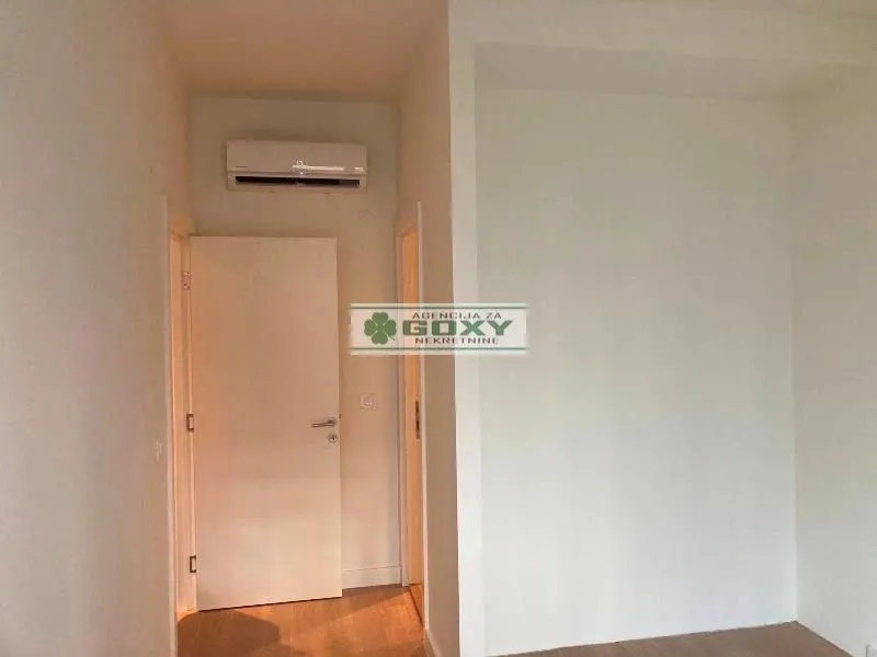 Prodaja, trosoban stan, 88m², Savski Venac, Beograd