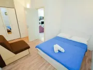 Izdavanje, stan, 77m², Tivat, Crna Gora - image 4