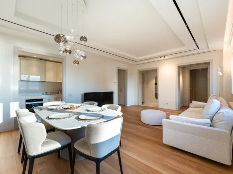 Prodaja, trosoban stan, 247m², Porto Montenegro, Tivat - image 7