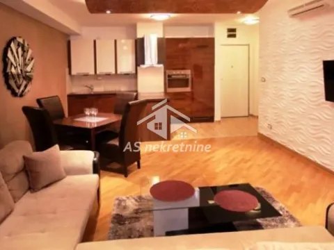 Rent, two bedroom apartment, 50m², Stari Grad, Beograd - image 7