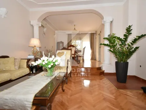 Izdavanje, kuća, 250m², Donja Gorica, Podgorica - image 7