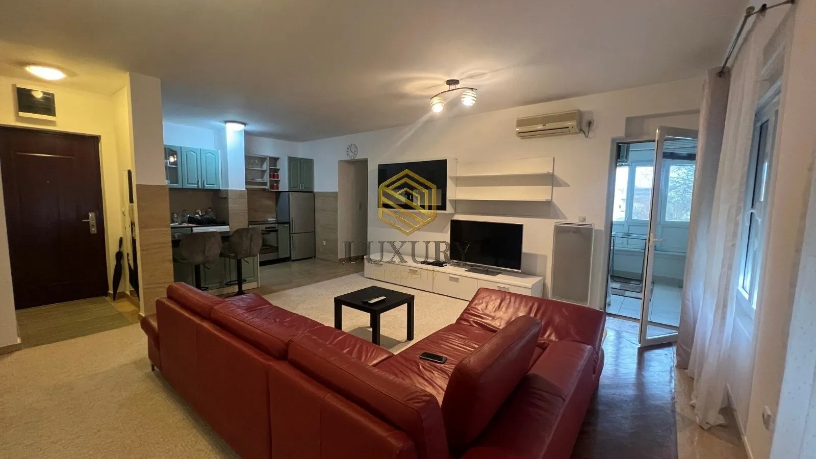 Izdavanje, dvosoban stan, 67m², Zabjelo, Podgorica