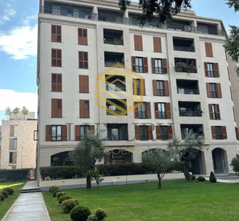 Izdavanje, dvosoban stan, 72m², Zabjelo, Podgorica