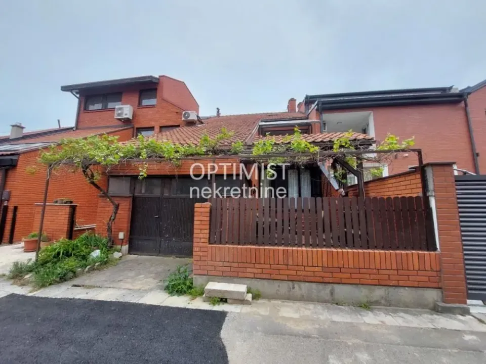 Sale, house, 102m², Bezanijska Kosa 1, Bežanijska Kosa Sve Podlokacije