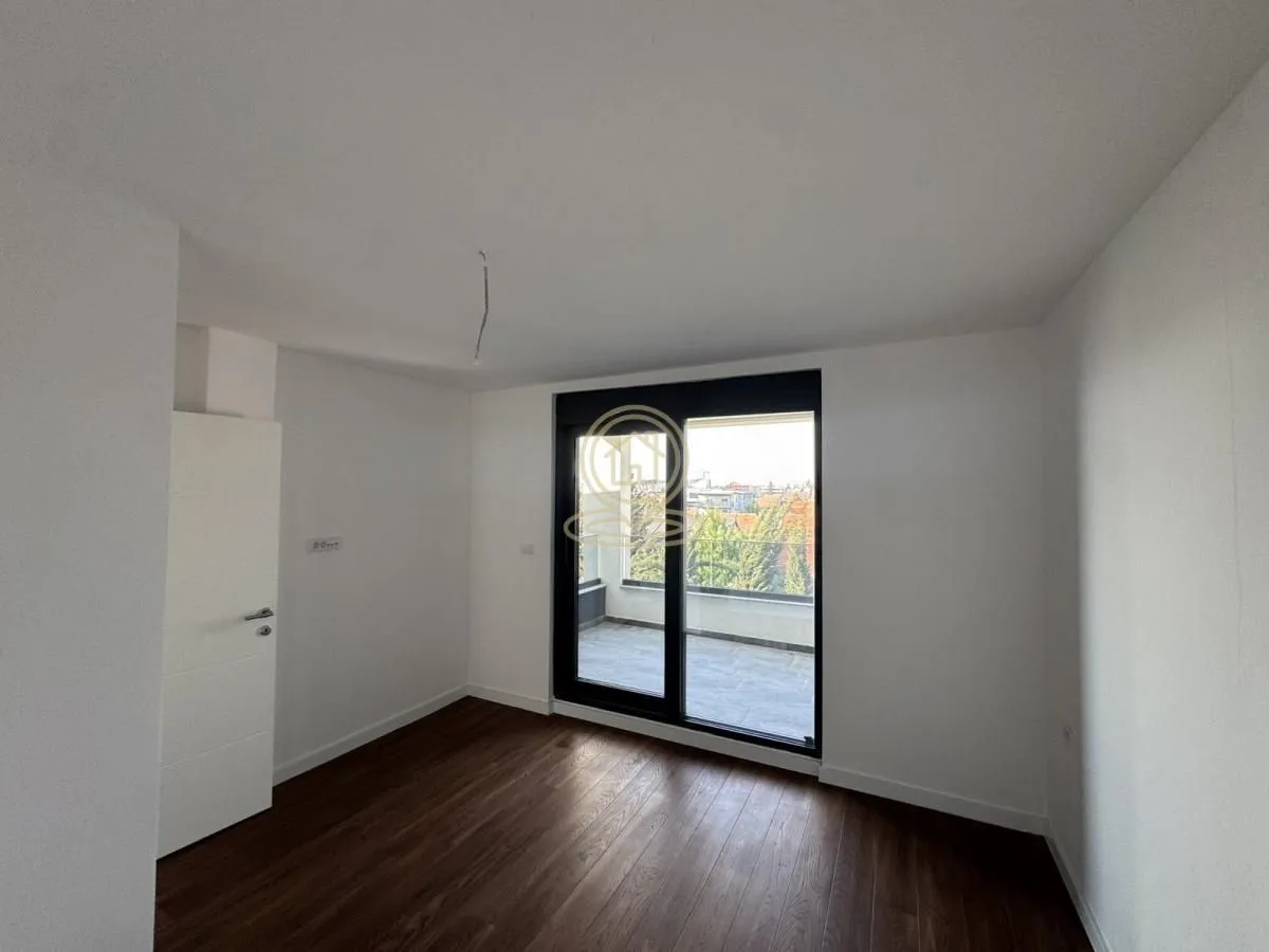 Prodaja, stan, 140m², Bulevar Evrope, Novi Sad Sve Podlokacije