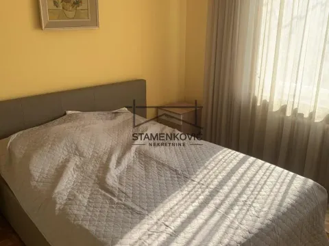 Izdavanje, trosoban stan, 71m², Centar, Novi Sad - image 4