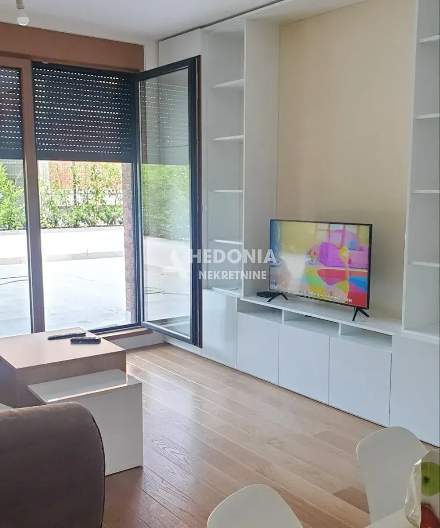 Rent, two bedroom apartment, 52m², Zemun Centar, Zemun Sve Podlokacije
