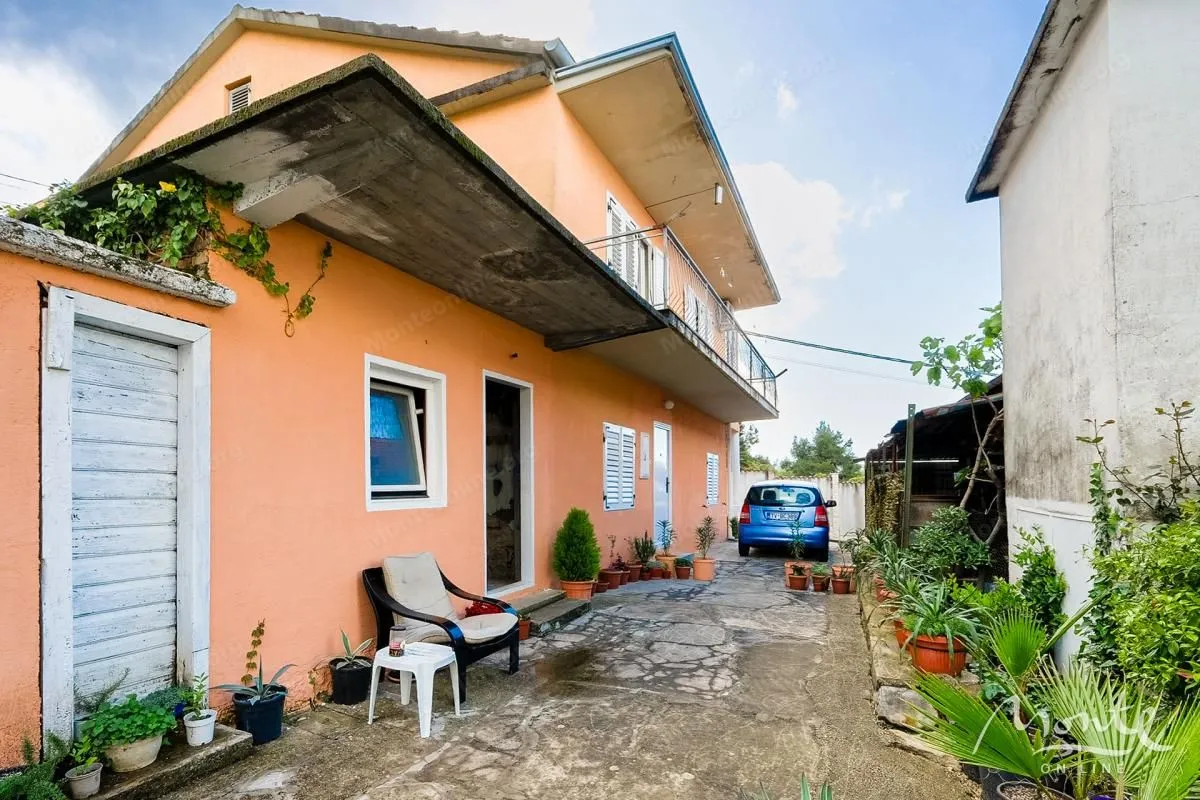 Prodaja, kuća, 119m², Tivat, Crna Gora