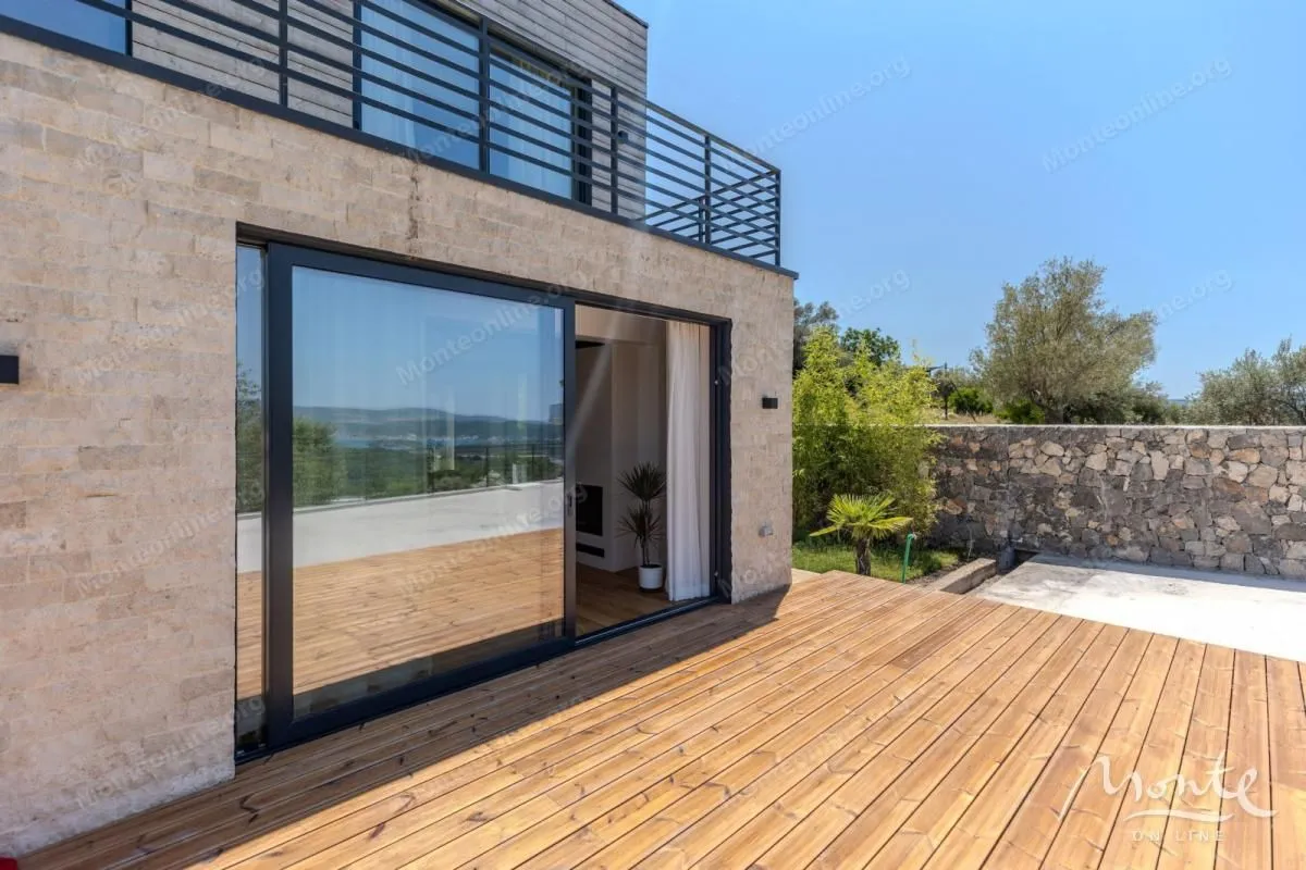 Sale, house, 129m², Kavač, Kotor