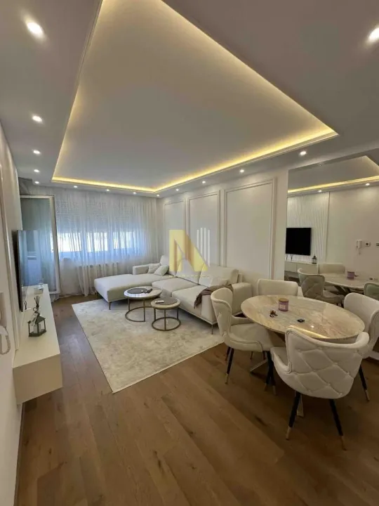 Izdavanje, dvosoban stan, 43m², Bulevar Evrope, Novi Sad Sve Podlokacije