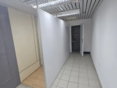 Prodaja, poslovni prostor, 48m², Niš, Srbija - image 3